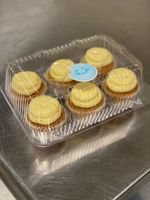 Load image into Gallery viewer, Cupcakes, Carrot cake ginger - 6pk (reg size)
