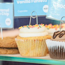 Load image into Gallery viewer, Cupcakes, Funfetti - 6pk (reg size)
