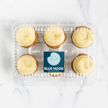 Load image into Gallery viewer, Cupcakes, Carrot cake ginger - 6pk (reg size)
