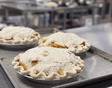 Load image into Gallery viewer, Pies!!! 9&quot;
