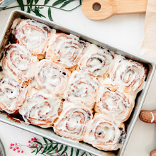 Load image into Gallery viewer, Cinnamon Rolls - 6 Pack
